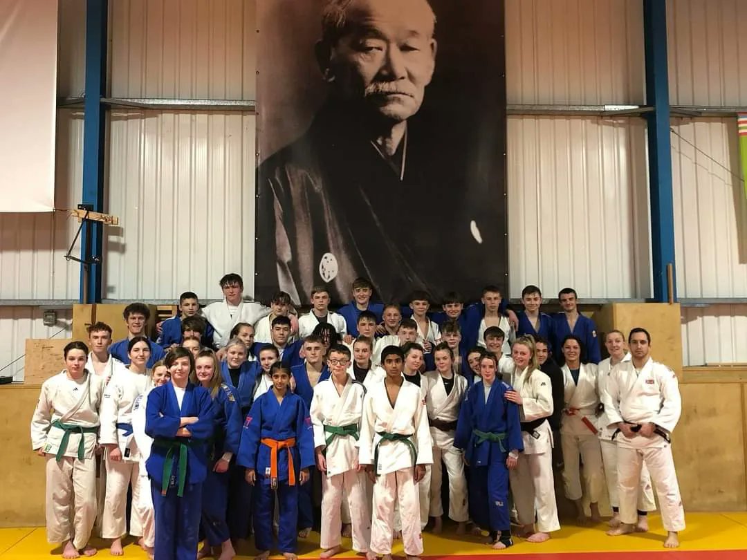 RKjudoclub's tweet photo. Back at it for @KendalDojo winter camp @Ben_nathan449 @katejudo19 great start to 2023. #englandjudo #britishjudo #rkjudoclub #essimouk #essimospain #teamessimo https://t.co/HUrHfoK3oG