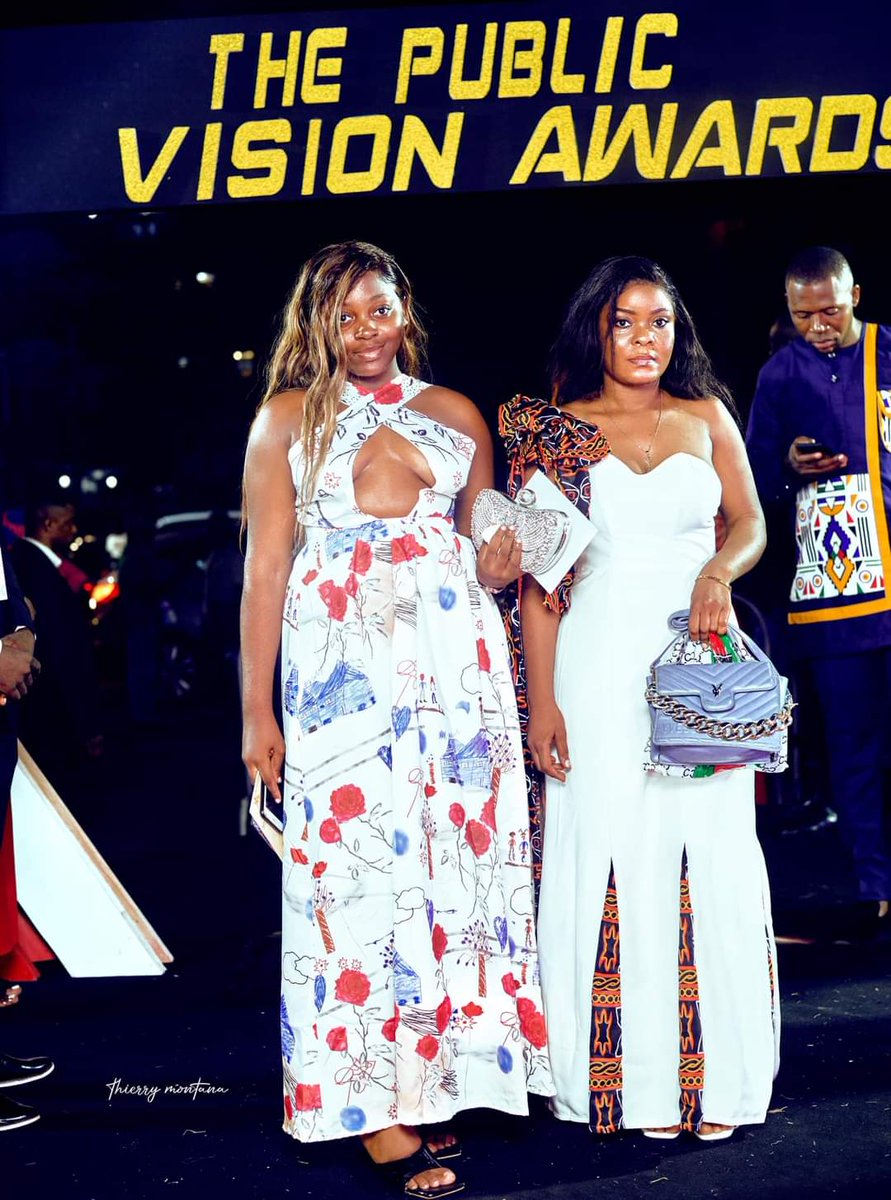 public_awards's tweet photo. Revivez en images la troisième édition du gala de récompenses The Public Vision Awards.

L’arrivée des célébrités 

@sisibaleba  @Slav2Biouty  @Cynthianikeze @Nguemgaingrosine

Crédit photo : #Westbox

#ThePublicVisionAwards3 https://t.co/hGnBs7GJ4w