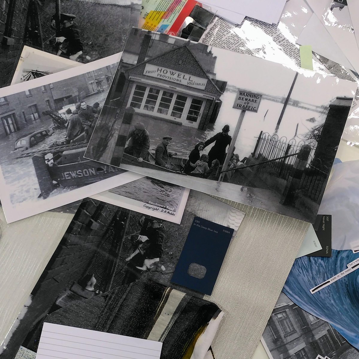 Our Founder @gruddphoto has started working with poet Christopher Smith, @RestoTrust and Gorleston-on-sea Heritage group on Floodlines, an exhibition project on the Great North Sea Flood in 1953
The <a href="/GorlestonLib/">Gorleston Library - Norfolk County Council</a> exhibition will open on 31st January, supported by <a href="/ClimateMuseumUK/">ClimateMuseumUK</a>