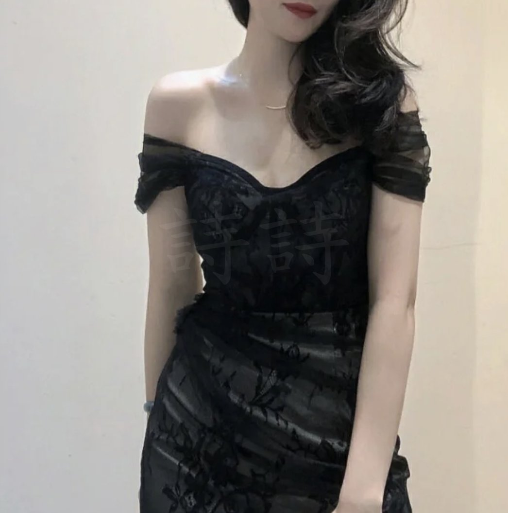 xiohanhan's tweet photo. 詩詩濕濕啦
嘴巴被塞滿的感覺好害羞 有人想要塞滿我的嘴巴還是其他地方 #付費約會  #個人 https://t.co/C7lBkMsUHL