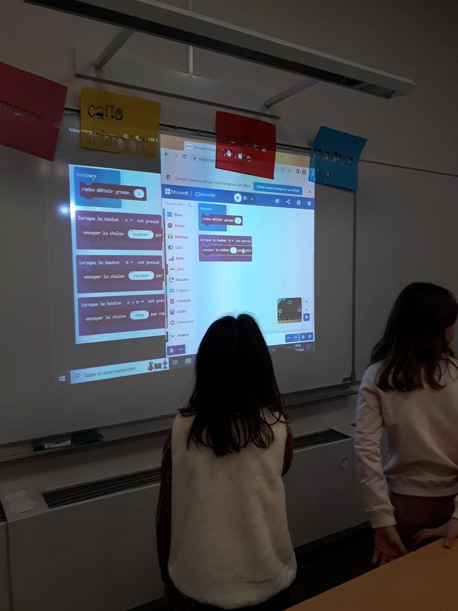 FabLab de Marnay, égalité filles -garçons, la technologie au service de la coopération et des apprentissages, une belle réussite !