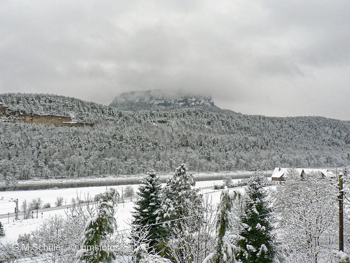 Winter in Saxon Switzerland - the Lilienstein in clouds (Archiv)
#Harz #SachsenAnhalt #germany #weathercloud #StormHour #landscape #landscapephotography #outdoor #natur #photography #naturphotography #gmsfotos @StormHour  @ThePhotohour @SnowHour