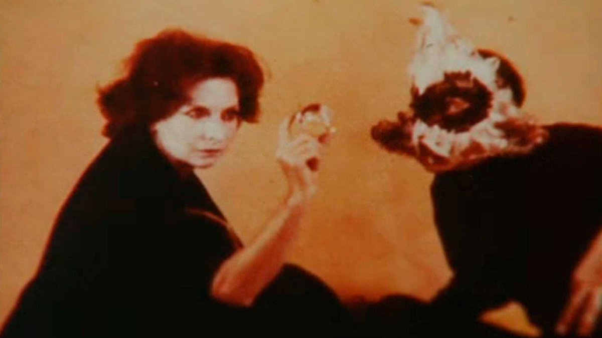 Aquí el <a href="/Impres_TVE/">Imprescindibles TVE</a> dedicado a Remedios Varo, vía <a href="/rtveplay/">RTVE Play</a> rtve.es/v/2489576/