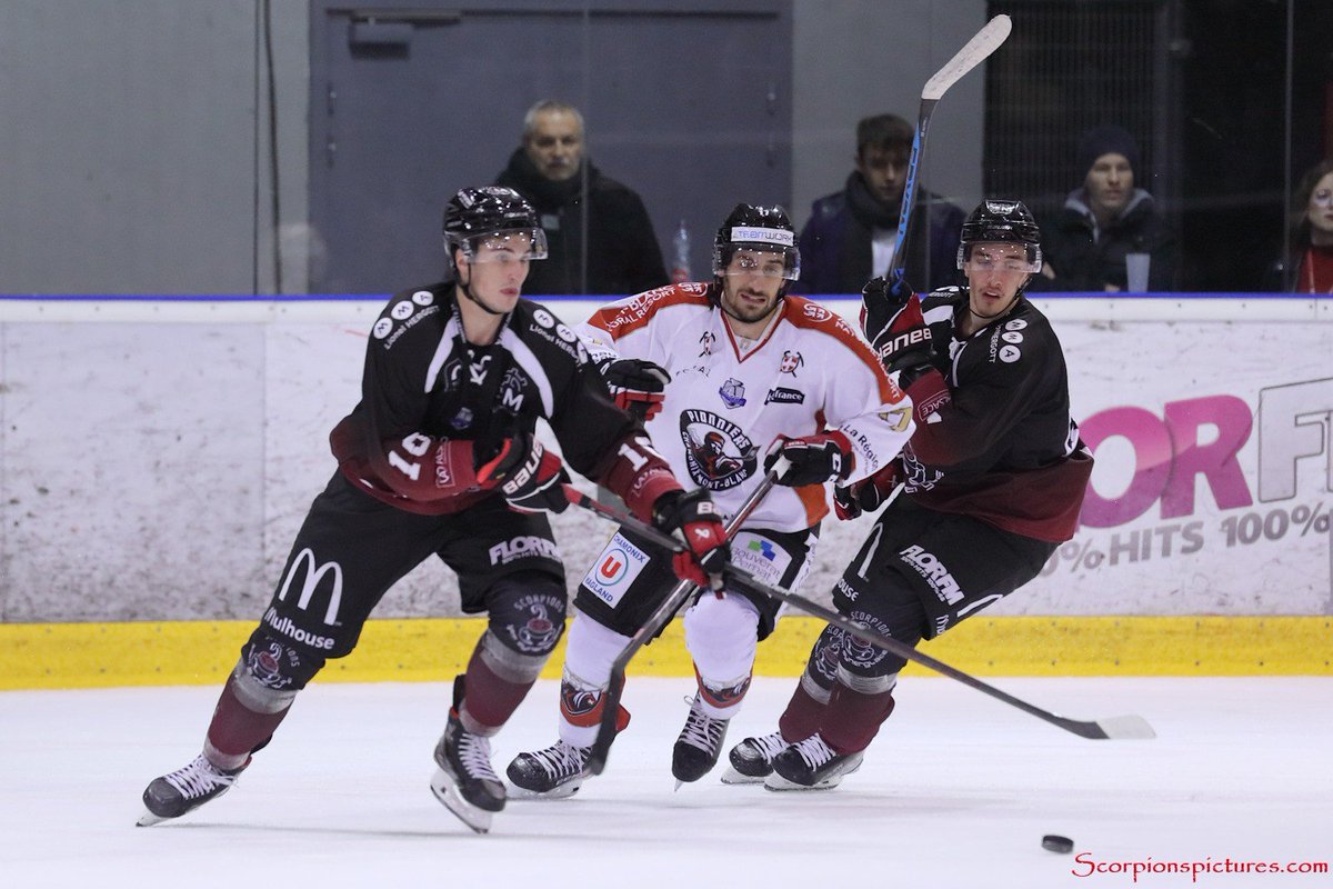 LigueMagnus's tweet photo. CHA ⛏️🆚🦂 MUL
⌚️ 20H30
🖥️ @sport_en_france
Les @PionniersHockey ont terminé l'année 2022 sur une défaite ! Ils voudront absolument commencer l'année 2023 avec une victoire contre les @ScorpionsMulho 💪
Un succès pourrait leur être bénéfique au tableau 🍀
#SLMHockey #CHAMUL https://t.co/bXdnl5cI1L