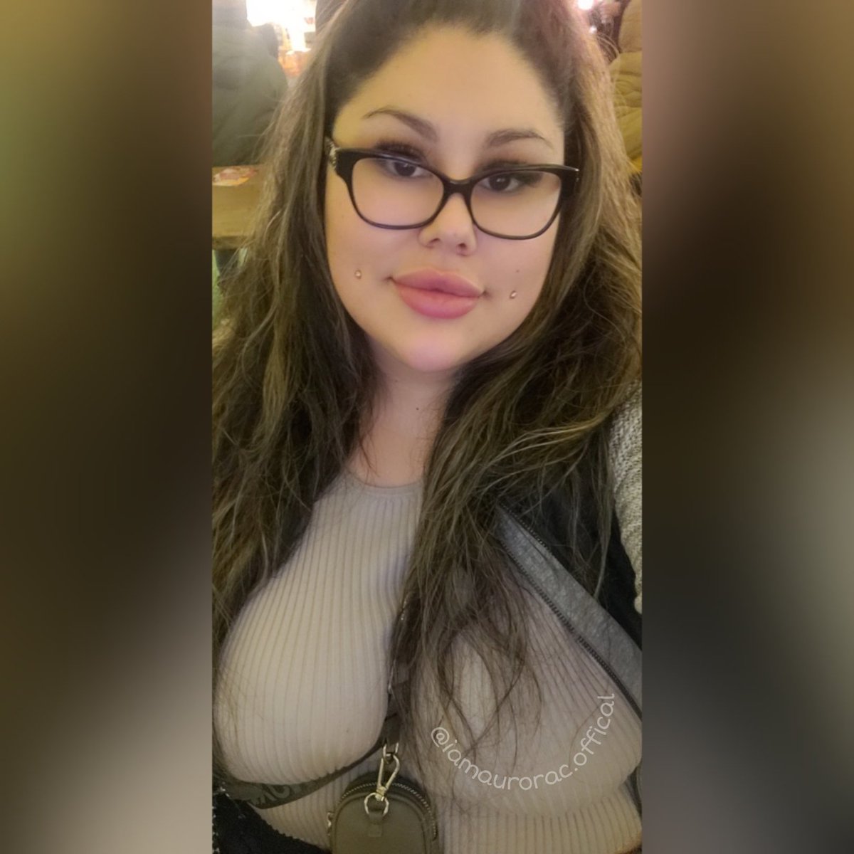 Hey yalllll things are crazy out here rn. 

Just In case  add the bu's please 🙏 I fb with my fellow sw

@aurora_bbw 
@bbwaurora_c