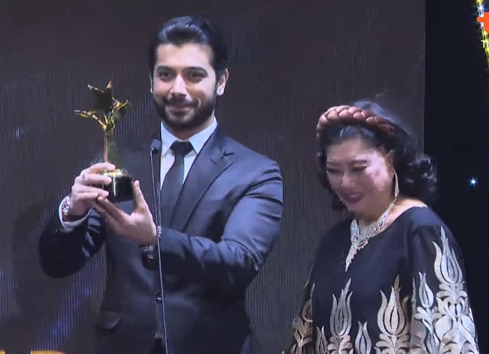 sharadxthetic's tweet photo. CONGRATULATIONS SHARAD MALHOTRA SO SO HAPPY FOR YOU 😭🖤🧿

#sharadmalhotra #veeranshusinghania 
#naagin5 https://t.co/afQyloCIyh