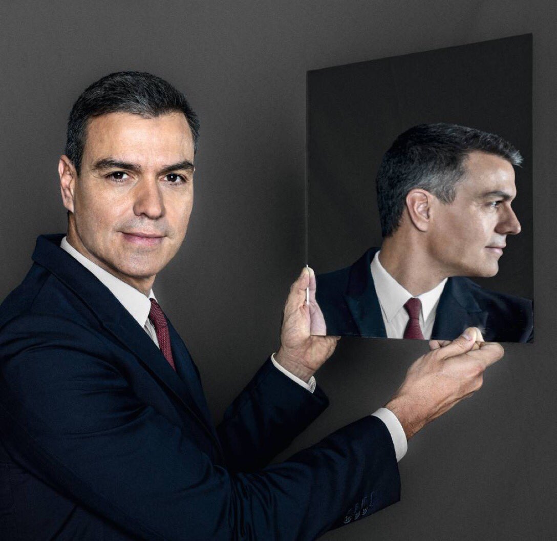 Monides56's tweet photo. @arturote8 ÉL y sólo ÉL.
Este sujeto tiene un serio problema con la mentira, la egolatría y el narcisismo. https://t.co/uJxwr48rAy