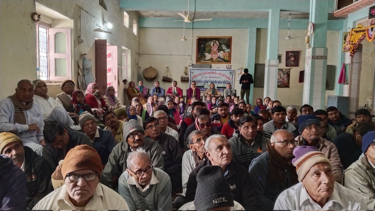 Jigar941989's tweet photo. આજરોજ રામપુરાકંપા તા. તલોદ જી. સાબરકાંઠા ખાતે એક દિવસીય બાગાયત ખાતાની યોજનાઓના માર્ગદર્શન તથા બાગાયત પ્રાકૃતિક ખેતી અંગેની તાલીમનું આયોજન કરવામાં આવ્યું જેમાં ૧૬૦ ભાઈઓ તથા બહેનોએ ખૂબ જ ઉત્સાહ સાથે ભાગ લીધો, https://t.co/7h6XEckm3Z