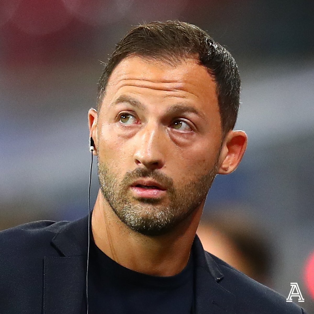 TheAthleticFC's tweet photo. 👔 𝐁𝐞𝐬𝐭 𝐀𝐯𝐚𝐢𝐥𝐚𝐛𝐥𝐞 𝐌𝐚𝐧𝐚𝐠𝐞𝐫𝐬 👔

𝐍𝐚𝐦𝐞: Domenico Tedesco
𝐀𝐠𝐞: 37
𝐍𝐚𝐭𝐢𝐨𝐧𝐚𝐥𝐢𝐭𝐲: 🇮🇹/🇩🇪
𝐌𝐨𝐬𝐭 𝐫𝐞𝐜𝐞𝐧𝐭 𝐣𝐨𝐛: RB Leipzig, 2021-22

Fluent in 🇩🇪, 🇮🇹, 🏴󠁧󠁢󠁥󠁮󠁧󠁿 &amp; 🇪🇸, Tedesco’s tactical acumen ensures he will be discussed in the weeks to come. https://t.co/sEWfHpwHTC