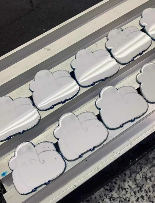 brushbuddy are comes in restock and the black version too.I open online preorders the day 10  