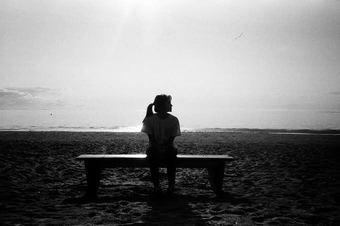 fans_murakami's tweet photo. “El tiempo y la libertad son lo más importante que el dinero puede comprar para el ser humano”. #HarukiMurakami #IQ84 https://t.co/vhxqh8cH0m