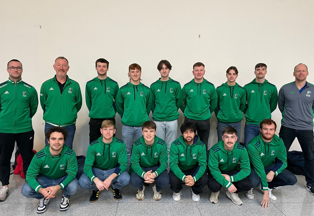 How it started->how it's going! Jamie off to Poznan this weekend for a four match tournament against the <a href="/HockeyPoland/">Polski Hokej na Trawie</a> U21 team with the Irish Indoor Development Squad, along with <a href="/CorkHarlequins/">Cork Harlequins</a> clubmate Jack O'Meara. #ProudParents #CantSeeCantBe   

#MightyQuins