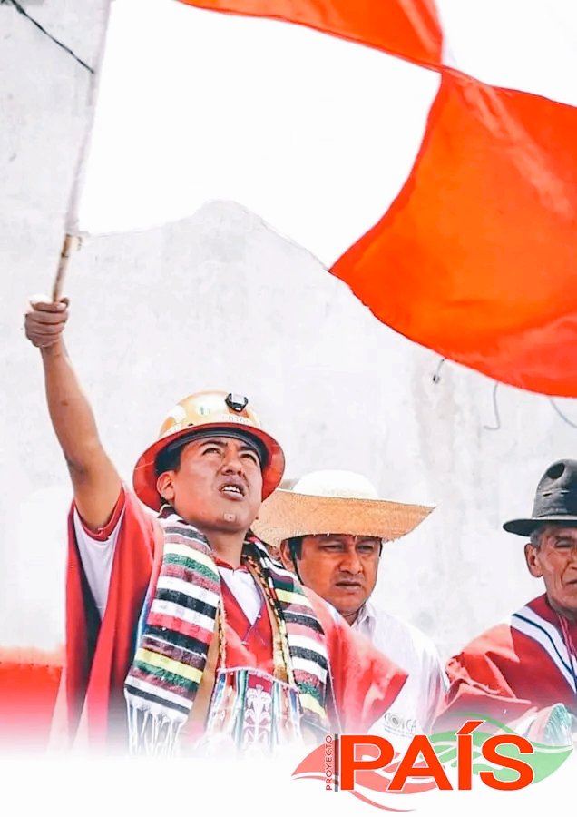 Marco_Pumari_A's tweet photo. Vengo de cuna de ponchos, polleras y guardatojos de la cual me siento orgulloso, donde el sacrificio por la familia y el patriotismo son sinónimo de vida.
@evoespueblo basta de usar a nuestra gente para confrontarnos solo por tú ambición de poder que se a vuelto tu enfermedad. https://t.co/pRRCLHlonb