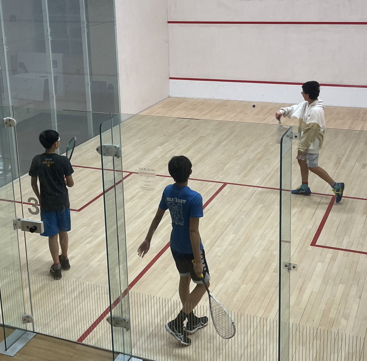 taylo_kenyo's tweet photo. Great to have Shay ‘22 at @HAWKS_Athletics Squash practice last night! On Shay’s last night of winter break from freshmen yr at @BlairAcademy_NJ, Shay took time to be with his #PASHFamily. We are #PASHProud of Shay for making Varsity Squash at @blairbucs, too! @PrincetonAcadSH https://t.co/RbDvVUTROH
