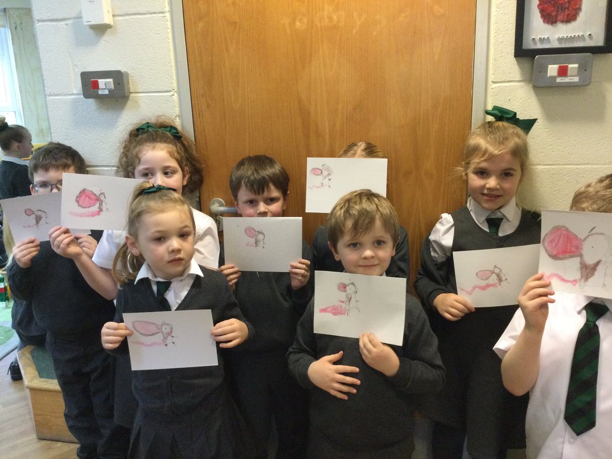Y1EngMartyrs's tweet photo. Drawing a mouse in the style of Jim Field. #ArtAtEM #drawwithjimfield https://t.co/YV74zLwptU