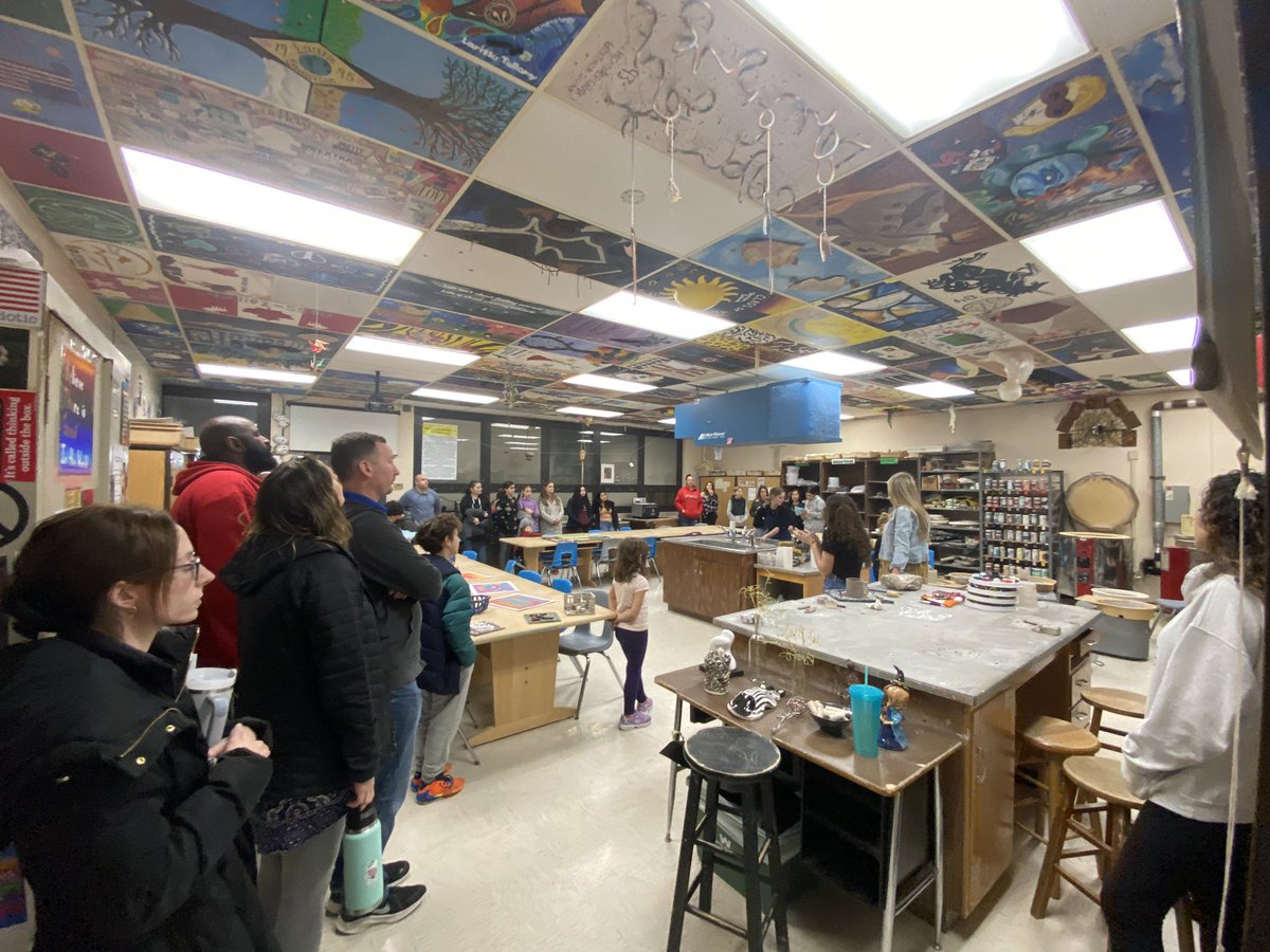 j0elmorales's tweet photo. What a great night at the @HPRwildcats Open House! 🙌 I gave tours to parents and students, and shared about @hprhs_save at the club fair! 🐾 @JonTallamy @HPRHSGuidance @HighPointSTEM @jacq_mccarthy @becky_sarno @BrianEmmaHP #hprwildcats #TopofNJ https://t.co/ck8i4q2jsn