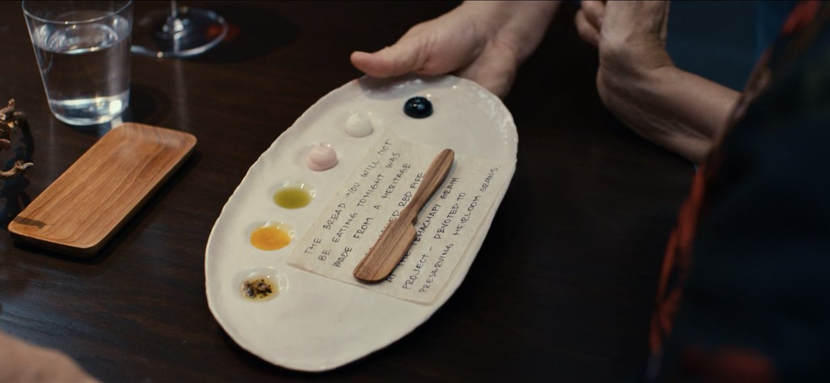 cinematogrxphy's tweet photo. the menu (2022) dir. mark mylod https://t.co/88bSgohrUP