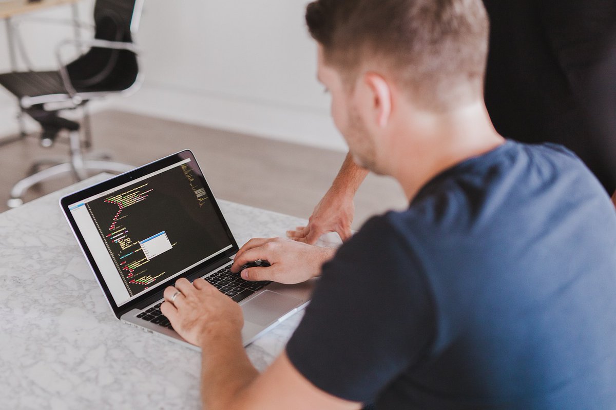 corkcitylibrary's tweet photo. Learn how to code at Hollyhill Library 💻
Free 6 week Coding Course for adults, covering HTML, CSS and Java Script.
⏰ Starting Saturday 04 February from 12pm - 2pm.
Booking is essential, contact Hollyhill Library on 021 4924928.
#CorkCityLibraries #HollyhillLibrary https://t.co/7qqiErJxsS