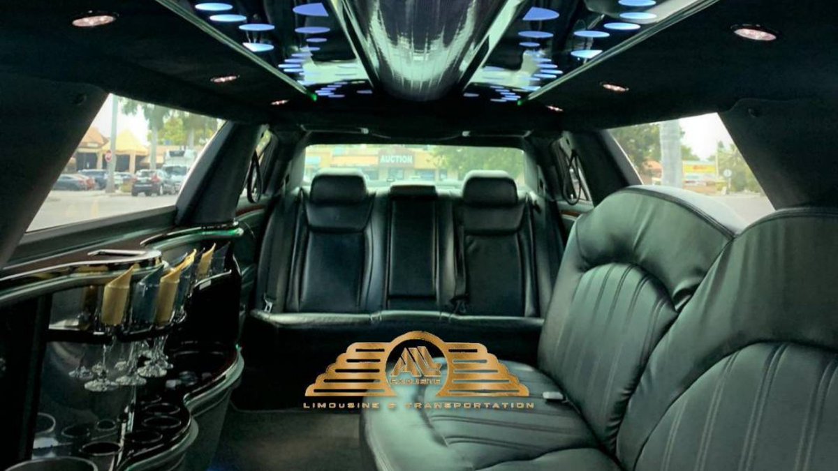 Friday is here! This weekend, indulge yourself in a luxury ride: book your limo experience in South Florida with us.

Send us a DM for more info.

#limorental #allexquisitelimo #topservice #luxurylimo