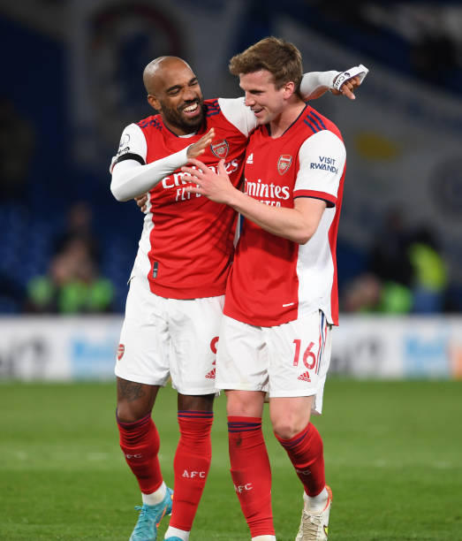 VipArsenal's tweet image. Rob Holding: 

"I saw Laca a couple of weeks ago and we spoke about what it’s like there compared to Arsenal. Lyon’s his home club of course, and he knows it really well, but he was telling me how much he loved his time at Arsenal." [Arsenal]