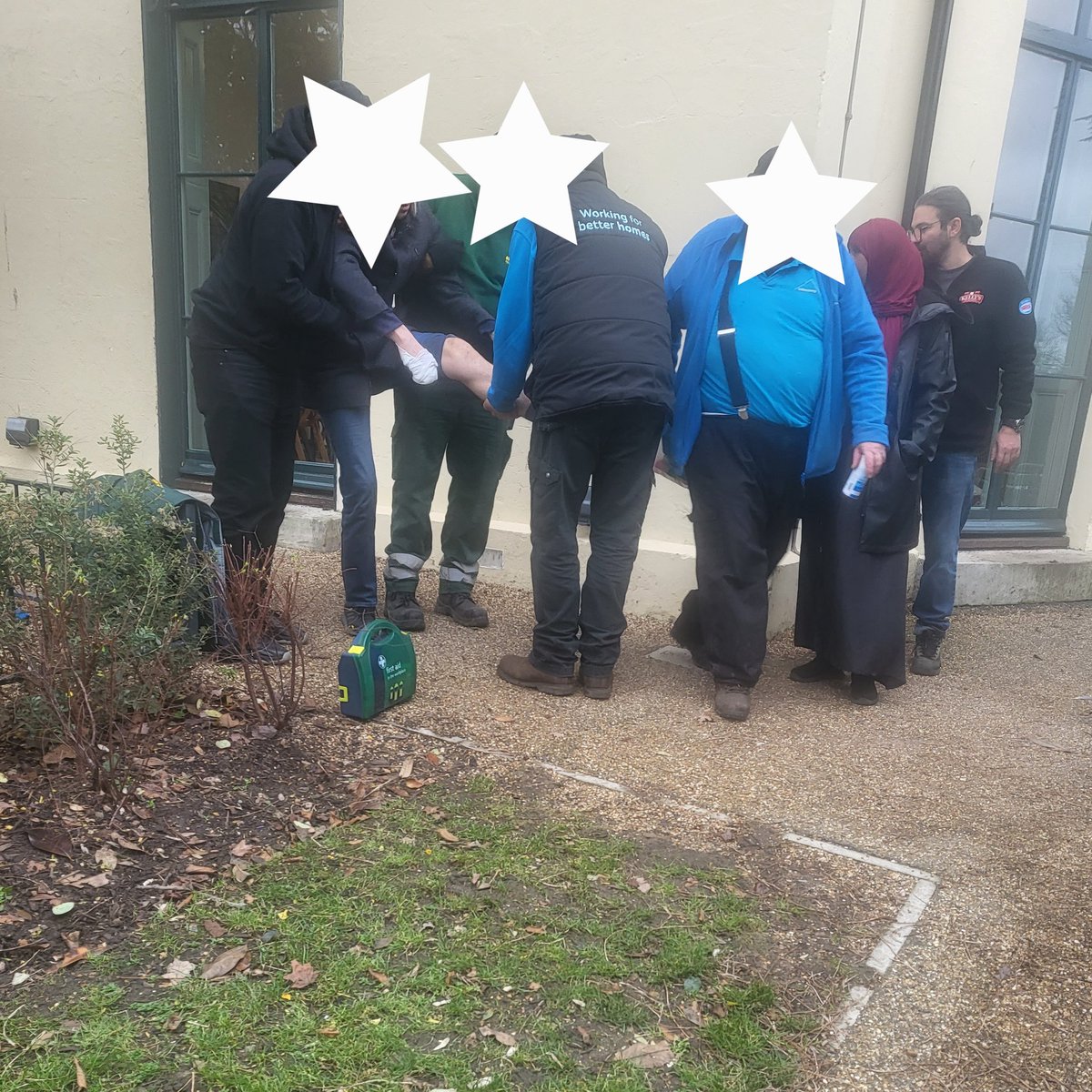 Samantar54's tweet photo. UPDATE.. on young man who we helped in the park that the emergency services who Didn't classified as an emergency, so no ambulance!! He had to get emergency surgery because it was broken in 3 places! #Kudosagainall #compassionisneeded #hackney #togetherwecan https://t.co/soiFV5FGWC
