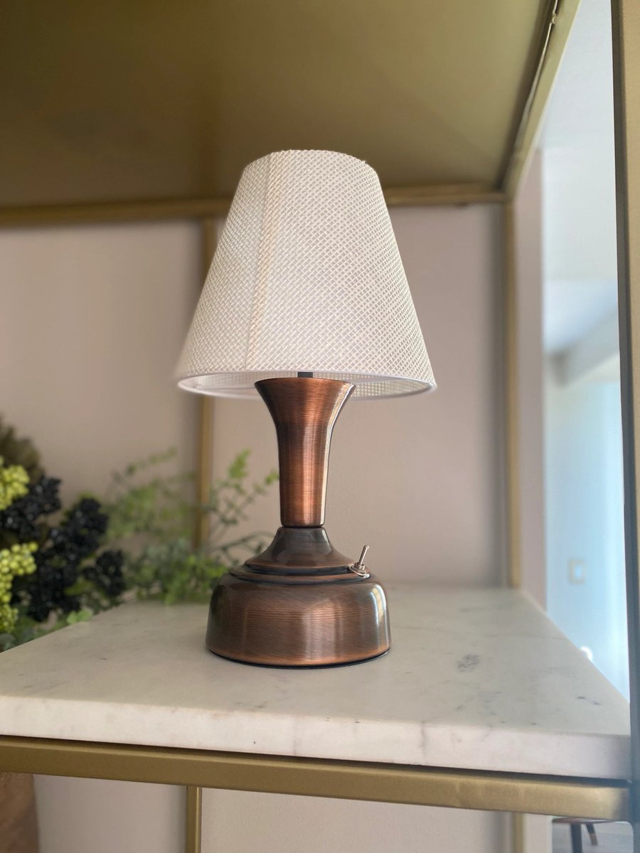 julalcom's tweet photo. Excited to share the latest addition to my #etsy shop: Vintage style Cordless Table Lamp - Battery Powered Lighting, Mid Century Modern Light, Bedside Lamp, Hotel, Kitchen, Dining Luxury Lamp https://t.co/3jFT5e7h3l #bedroom #fabric #midcenturymodern #homedecor #destla https://t.co/mrcGdUtRJM