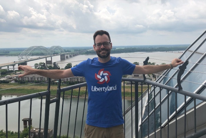 Today we're celebrating our Traffic Manager, Randall Sloan! Today is his workaversary. Thanks for all you do, Randall!

#RayRicoFreelance #SupportLocalCreativity