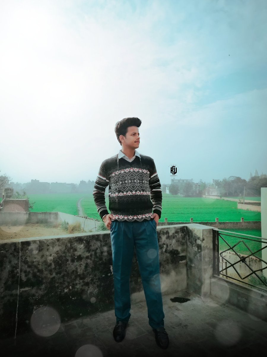 raghavkchy01's tweet photo. I dress myself, not to impress, but for comfort and for style 
•
Click // @madhav_kumar16
Edit by // @rvcreations0110 
•
Use My Hashtags 👉🏻 { #rvcreations0110} 👈🏻
 #rvcreations0 #rvfam0 
#style #fashion #ootd #candid #pose #posesforpictures #explorepage #explore #pranavpg #sky https://t.co/NjhEGlKIWU