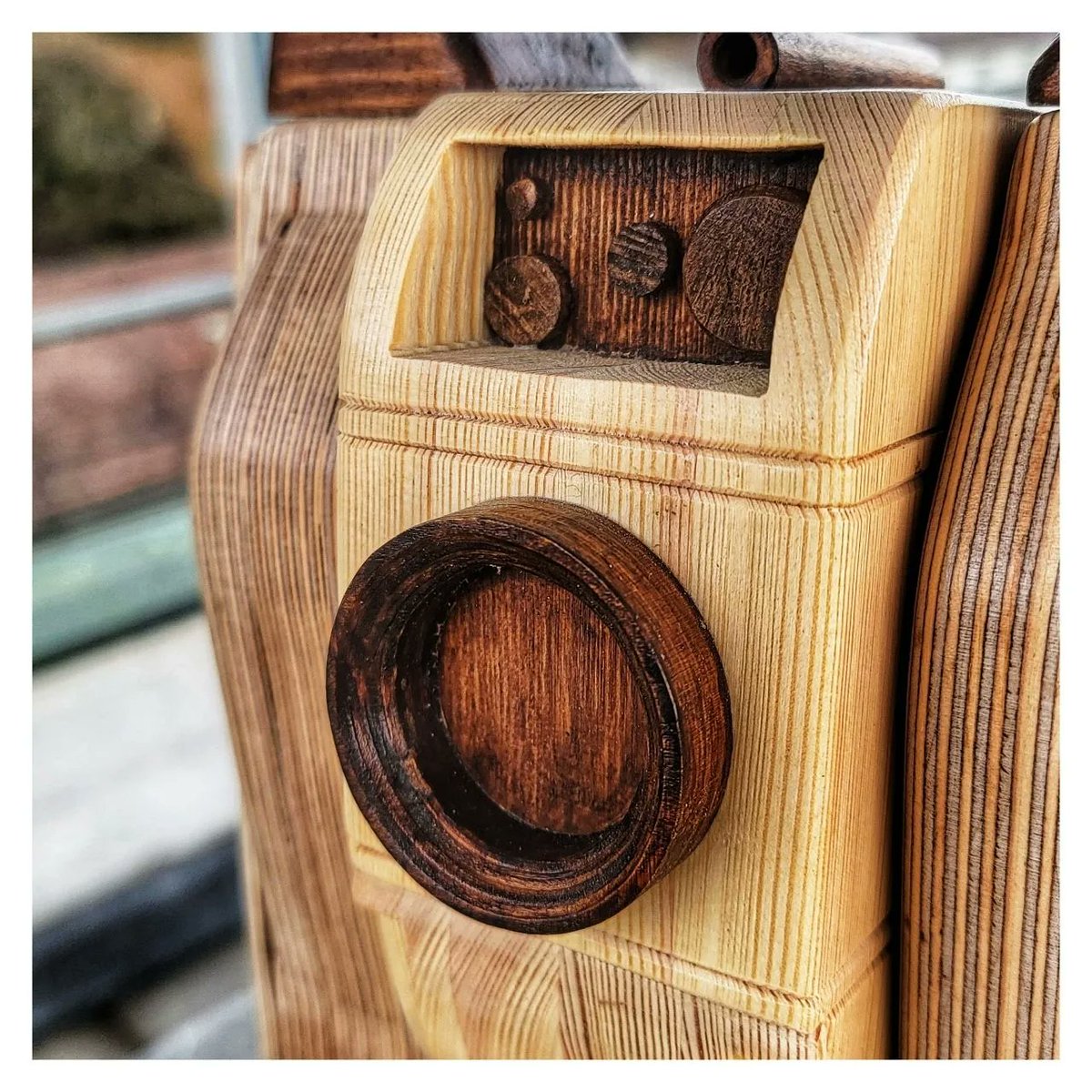 SistemASLeica's tweet photo. Leica MS60 WoodX Editon
.
#leica #ms60 #multistation #wood #tahta #surveyor #leicams60woodxedition #topografia #surveylife #topograf #haritamühendisi #geomaticsengineering #mapengineering #landsurveying #haritacı #realsurveyors #surveying #landsurvey #geomatics #topography https://t.co/caxWTmILhd