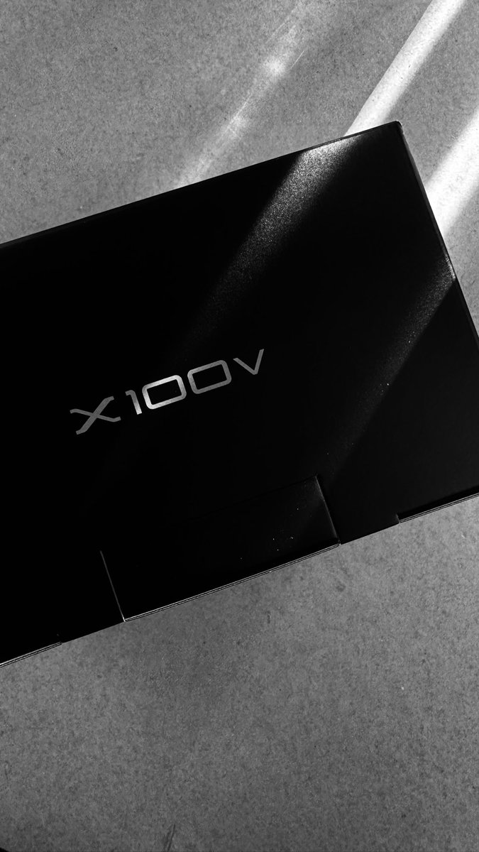 shogofilms's tweet photo. x100v買ってみました📸 https://t.co/qTrE6a0Rng