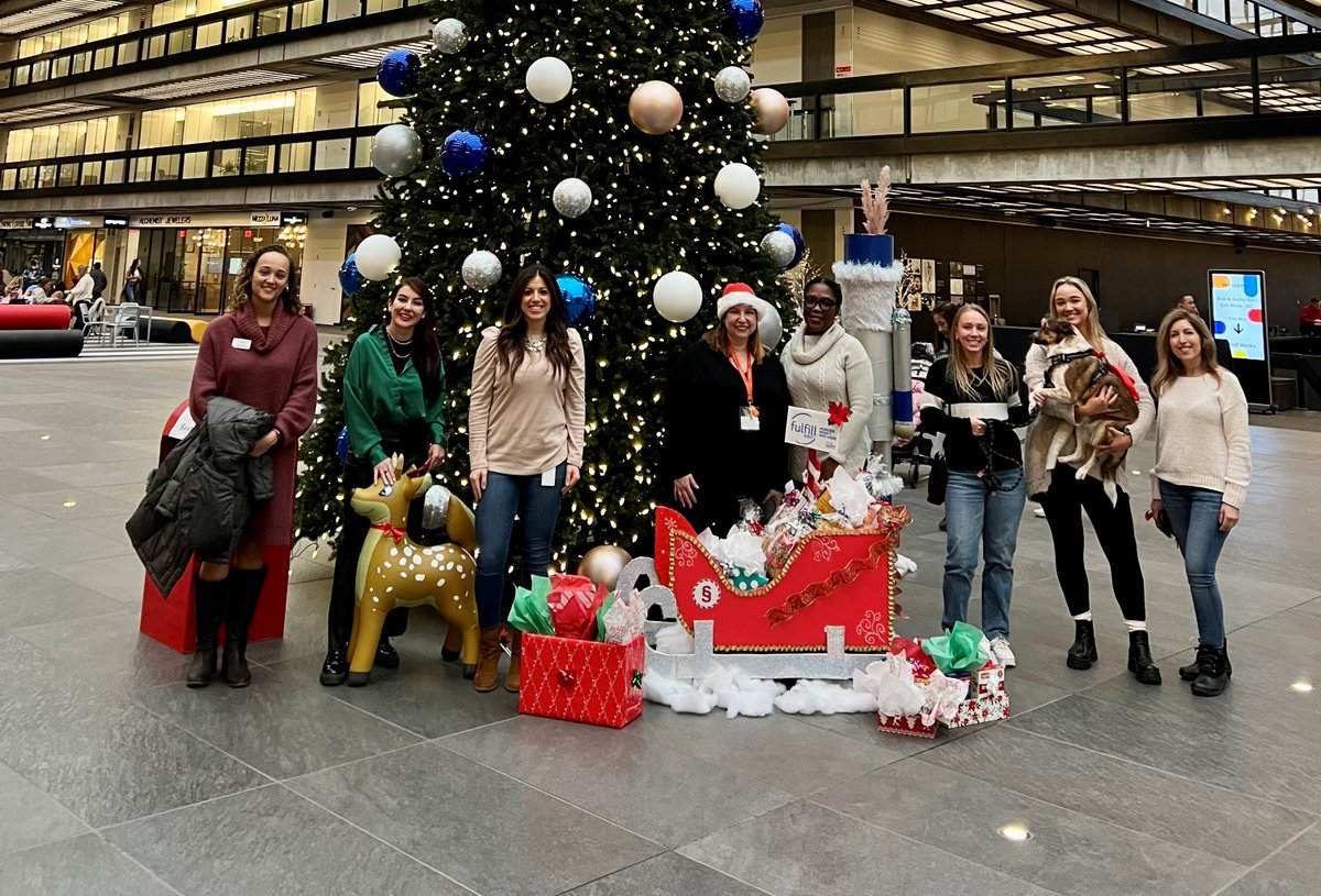 Our New Jersey team have smashed it over the festive period with a fantastic food drive. 

The team took part in a competition run by a local food pantry to decorate a donation box, with the greater cause of collecting donations. 

Thanks to the team for their generosity!