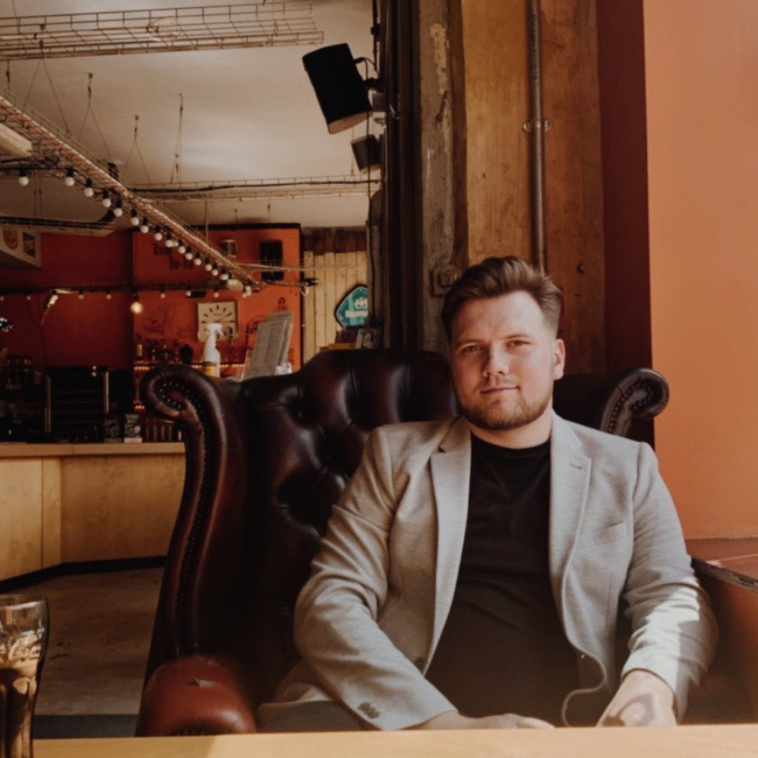 Meet Lewis 👋

Lewis, our Reporting &amp; Data Executive, initially started his career in accountancy before studying Economics &amp; Business at <a href="/UniofNewcastle/">Newcastle University</a>.

Numerically minded and a people person, since joining us in June, Lewis has become a key team member!

#RouteAgency