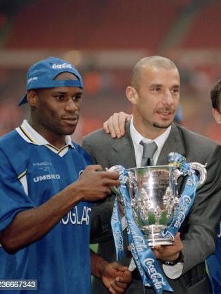 FrankMSinclair's tweet photo. Devastating news on the passing of Luca Vialli, one of the nicest guys I’ve met in the game, a great manager and team mate. RIEP Luca ⚽️💙 God Bless 🙏🏾 https://t.co/TNTFeGYArv