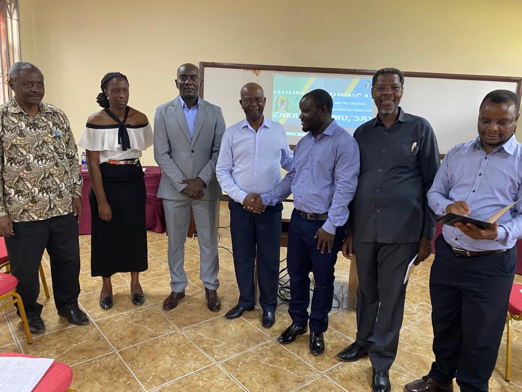 ystanzania's tweet photo. Great start to #2023 #Science4Development Prof Yunus Mgaya @mgaya_prof and Dr Kamugisha @GozibertK gave a presentation at Workshop on Implementation of Tanzania Competence-Based Syllabus for STEM Education https://t.co/PcUaZm3GIN