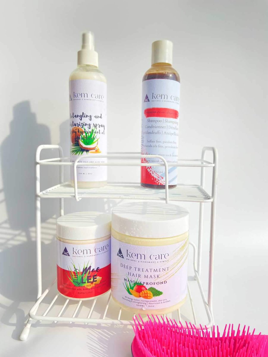care_kem's tweet photo. The wash day combo you need 🛀🏾🚿

1 • Cleanse 🧼
2 • Treat 💆🏾‍♀️
3 • Detangle  🪥
4 • Moisturise 💦

With this collection enriched with honey, natural butters and oils, honey and aloe vera, your hair will be silkier and easier to manage.

#kemcarecmr #natural #madein🇨🇲 #handmade https://t.co/dhou2YvNdg