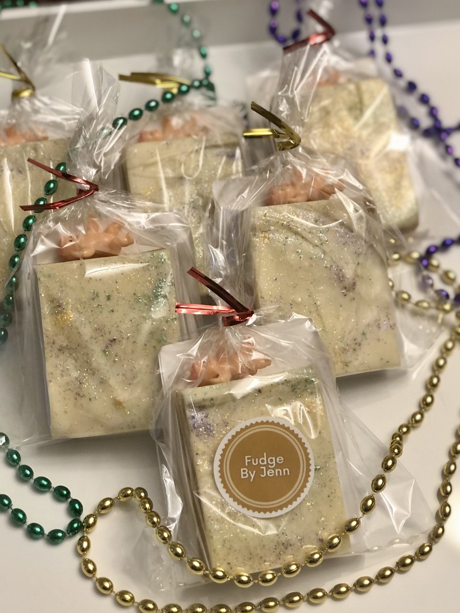 fudge_by_jenn's tweet photo. Today is #Epiphany, the day the 3 kings arrived in Bethlehem, delivering gifts to #BabyJesus ๐ #KingCake is traditionally eaten today (through #FatTuesday.)
#twelfthnight #wethreekings #mardigras #fudgebyjenn #fudge #fudgeisfun #cincinnati #cincyeats #cincysweets #plasticbaby https://t.co/aCAOWk13vW