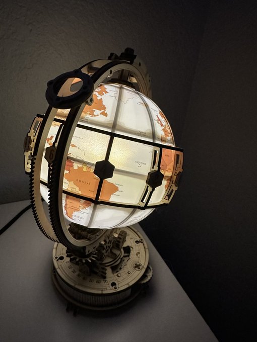 This globe thing is pretty fucking cool, not gonna lie! https://t.co/JQ813JhuZ1<a href="/tag/mvsales"class="tags"><span>#mvsales</span></a><a href="/tag/mvtrans"class="tags"><span>#mvtrans</span></a>