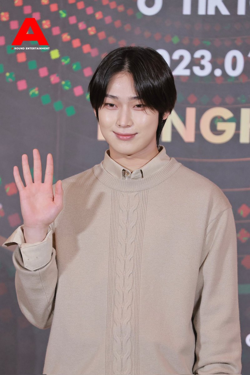 around_ent's tweet photo. [Press Photo] #SUNOO #ENHYPEN ในงานแถลงข่าวงานประกาศรางวัล GOLDEN DISC AWARDS ครั้งที่ 37 ที่จะจัดขึ้นในวันเสาร์ที่ 7 มกราคม ณ สนามกีฬาแห่งชาติราชมังคลากีฬาสถาน

#ENHYPEN_MEMBERS
#GDAinBKK #GDA2023
#ENHYPEN_SUNOO https://t.co/BcOtjrFaWZ
