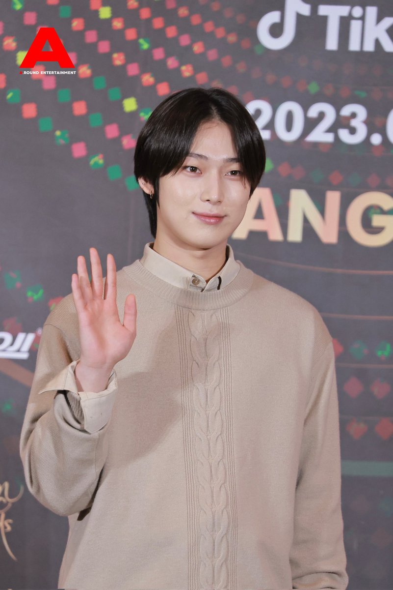 around_ent's tweet photo. [Press Photo] #SUNOO #ENHYPEN ในงานแถลงข่าวงานประกาศรางวัล GOLDEN DISC AWARDS ครั้งที่ 37 ที่จะจัดขึ้นในวันเสาร์ที่ 7 มกราคม ณ สนามกีฬาแห่งชาติราชมังคลากีฬาสถาน

#ENHYPEN_MEMBERS
#GDAinBKK #GDA2023
#ENHYPEN_SUNOO https://t.co/BcOtjrFaWZ