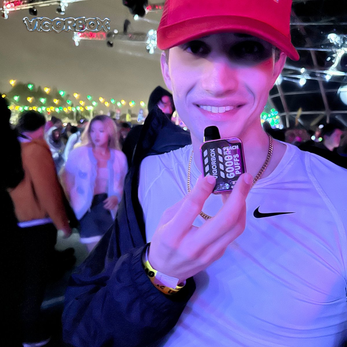 vigorbox's tweet image. 👽🎉The X6000 is the best choice for parties, festivals, or any other big night out. 

#party #partyideas #countdown #countdownnye #lasvegas #fashion #everyonecanvape #vape #vaping #vigorbox