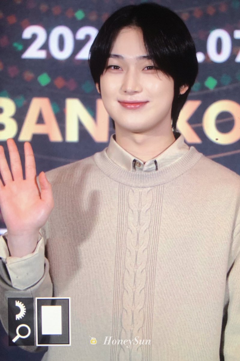 HoneySun_0624's tweet photo. 230106
#김선우 #엔하이픈_선우 #SUNOO 
#ENHYPEN
@ENHYPEN_members https://t.co/qjcW0TrZPX