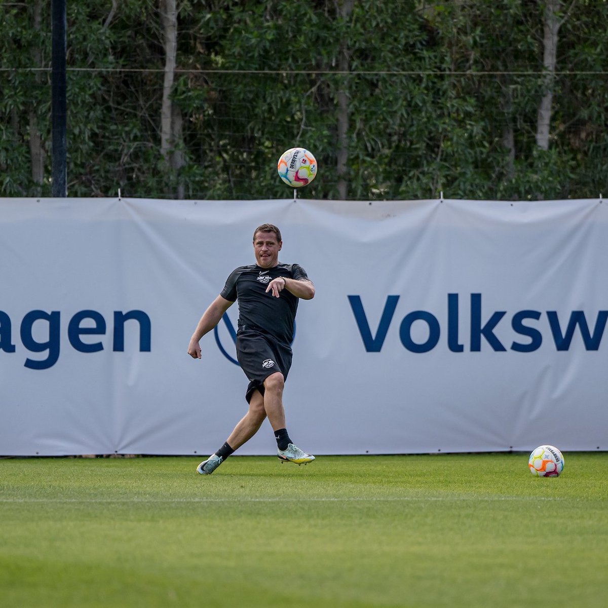 RB Leipzig tweet media