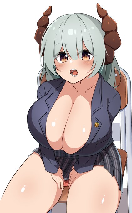 裸にブレザーって良くないか差分 