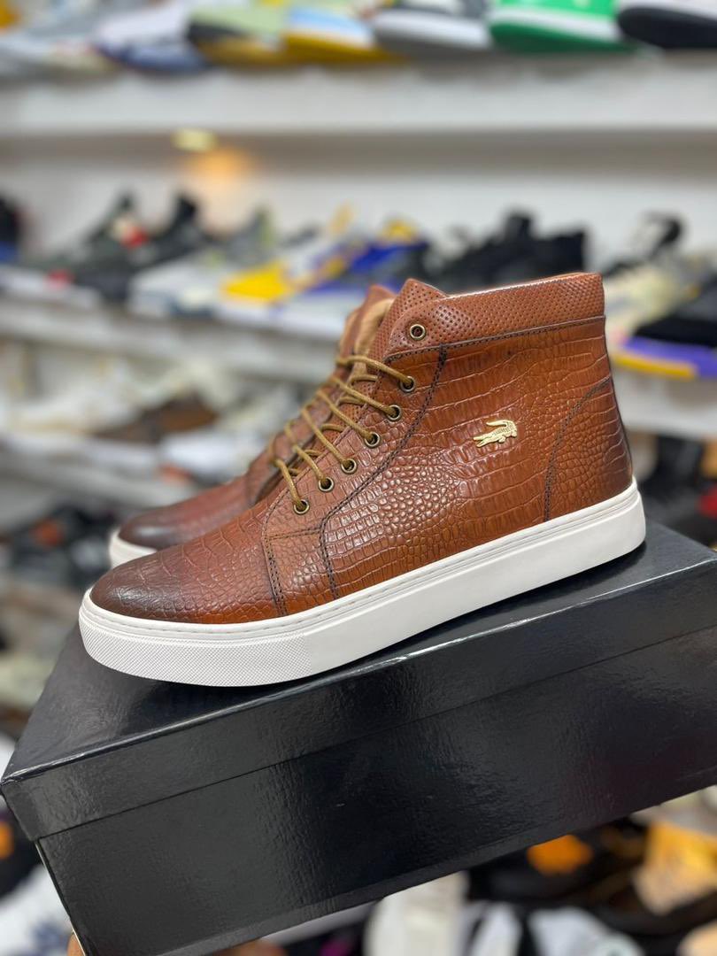Maarifa_yaJamii's tweet photo. Lacoste 🔥🔥(Knack)
Size ::40-45
Price ::95,000
Call:: 0692958334
I Do Delivery Service via Bus
#InEverySituation🥀
@MissChelsea1221 @mjomba_nimama @anuskills3 @__Rouselyn__ @P_issac57 @rollymsouth @YourFrenchFry https://t.co/pwuBi1pSPf