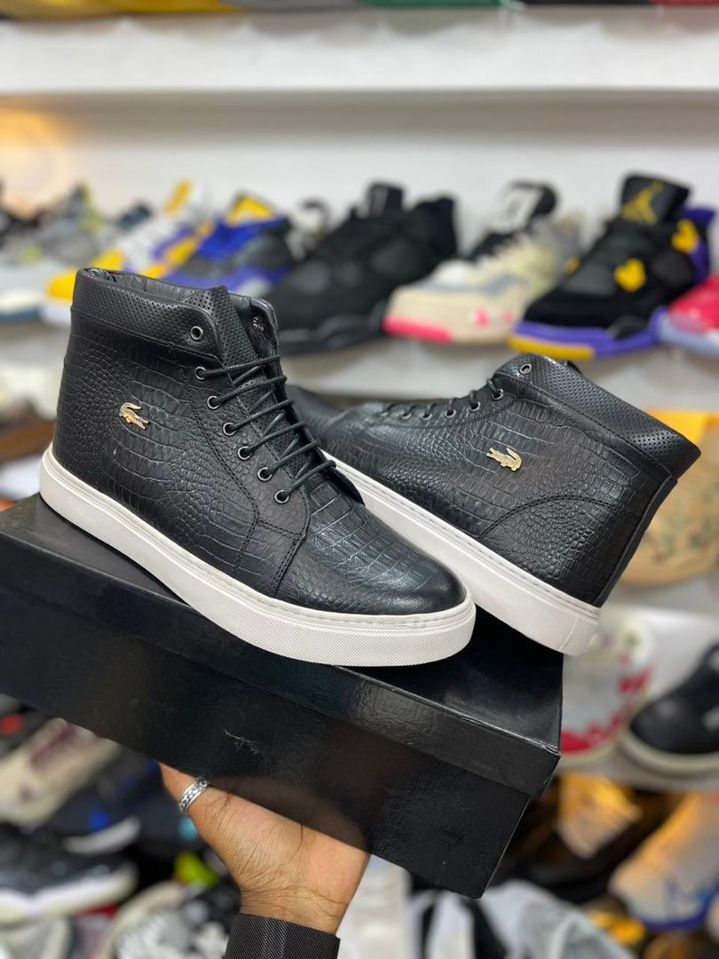 Maarifa_yaJamii's tweet photo. Lacoste 🔥🔥(Knack)
Size ::40-45
Price ::95,000
Call:: 0692958334
I Do Delivery Service via Bus
#InEverySituation🥀
@MissChelsea1221 @mjomba_nimama @anuskills3 @__Rouselyn__ @P_issac57 @rollymsouth @YourFrenchFry https://t.co/pwuBi1pSPf