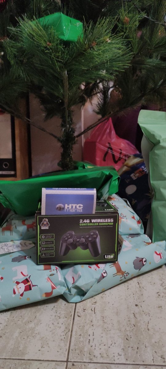MerMarRu's tweet photo. Los Reyes Majos de @htcmania han llegado justo a tiempo para pasar este día de Reyes con la familia.
Gracias!!! #HTCmania #GameStickLite4k https://t.co/1gjuatN4S3