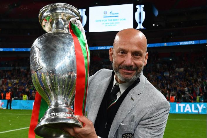 Footempo1's tweet photo. Nécrologie : Gianluca Vialli n'est plus

https://t.co/2HZnzVFg5h https://t.co/SqRUFSpH96