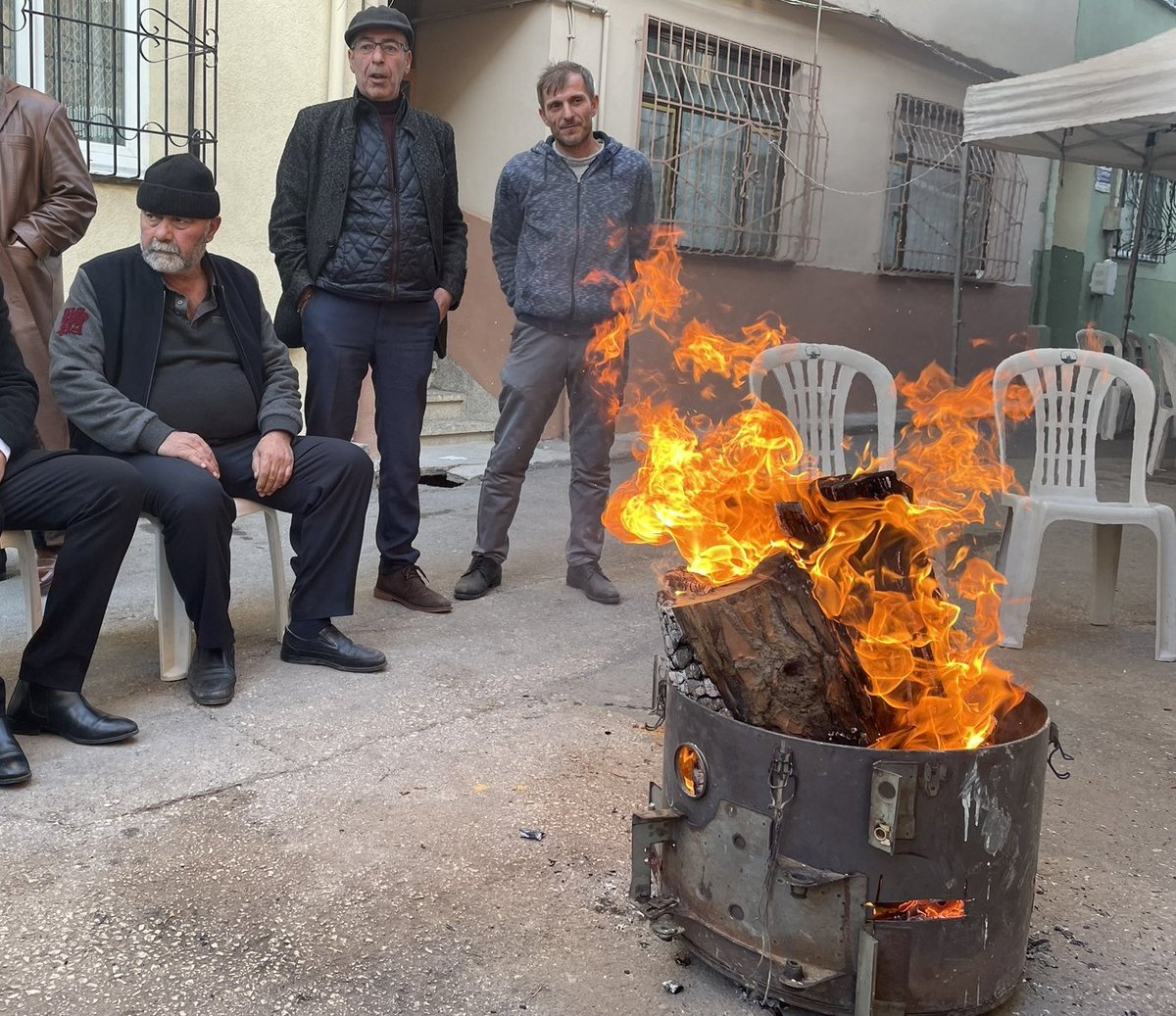 KilickiranAtes's tweet photo. Baba ve Ateş'i...

#SinanAteş https://t.co/sqmzY8F0UU