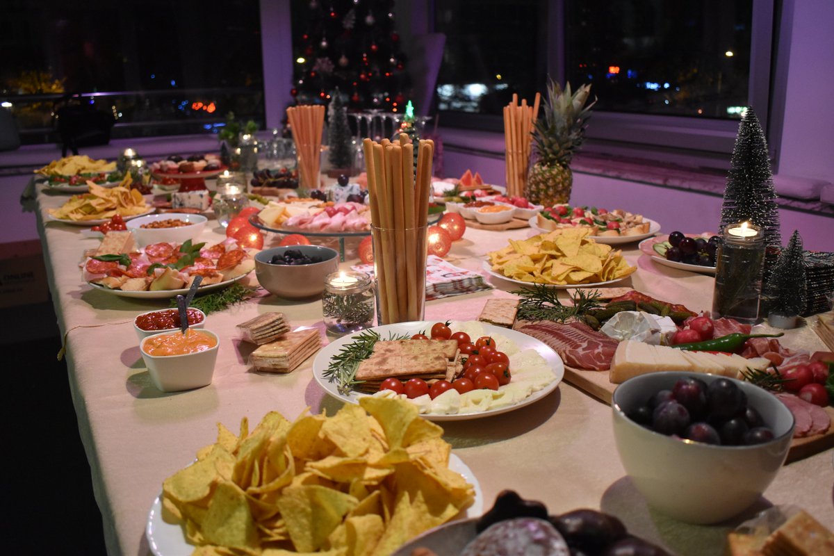 ItMarble's tweet photo. Last week we’ve said our goodbyes to 2022. in our final gathering of the year 🙌

The night was full of opening presents, great food, casual drinks, playing music, karaoke, and enjoying each other's company in a warm holiday atmosphere. 🎁

Goodbye, 2022! Welcome, 2023! 🥂 https://t.co/EwJSqNIehy