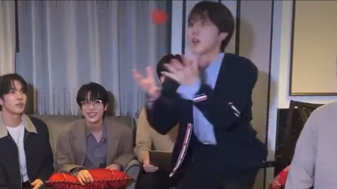 melt 원 .ᐟ tweet media